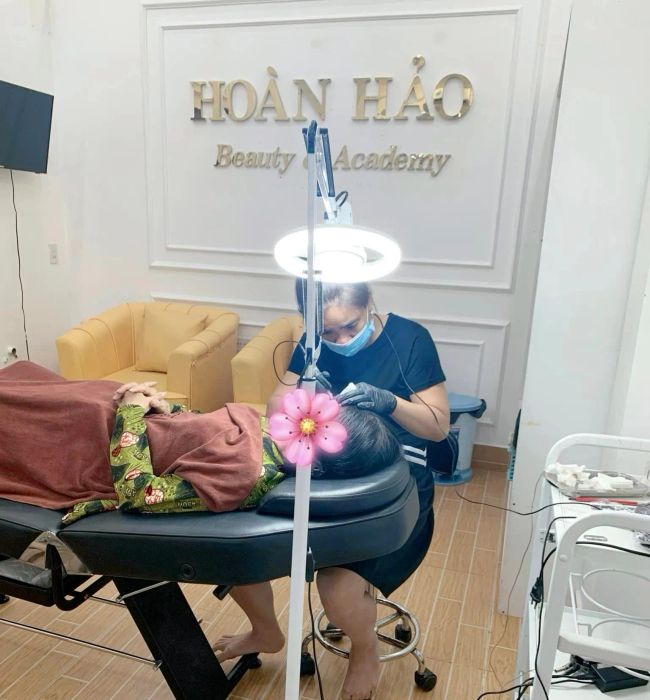 Hình ảnh trải nghiệm dịch vụ cao cấp tại Viện Thẩm Mỹ Hoàn Hảo Bạc Liêu
