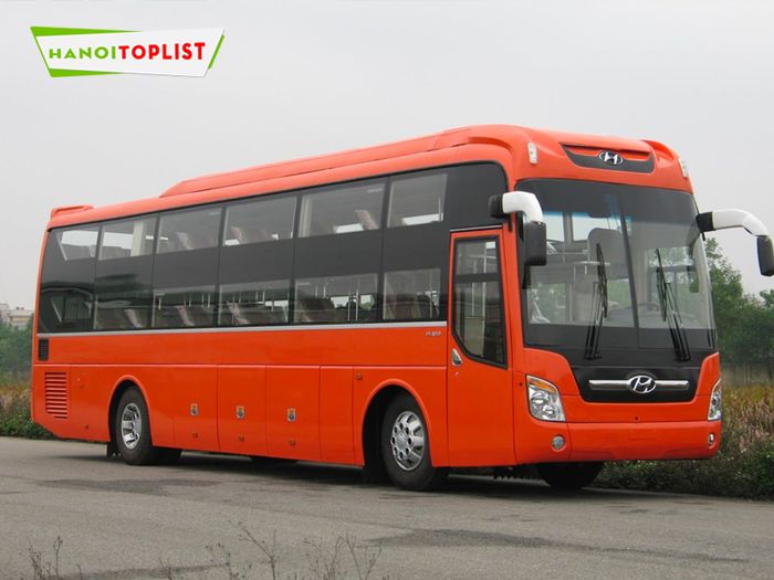 duc-tuan-limousine-dich-vu-tan-tam-Mytour