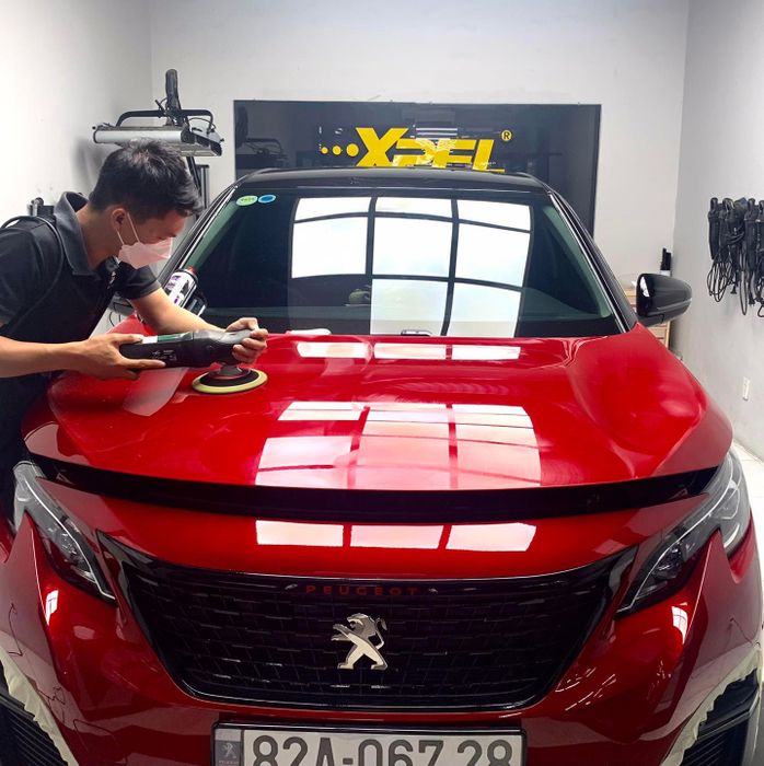 Hình ảnh không gian sang trọng tại Crystal Car Spa