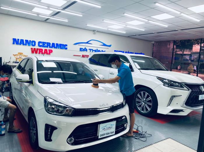 Hình ảnh không gian làm việc chuyên nghiệp tại Đà Thành Auto