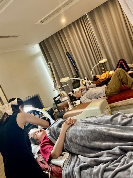 Hình ảnh quy trình điều trị da chuyên nghiệp tại Lâm Giang Spa