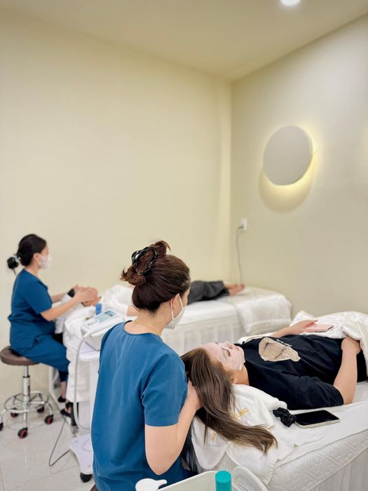 Hình ảnh trị liệu da tại Mia Beauty Clinic - Phần 2