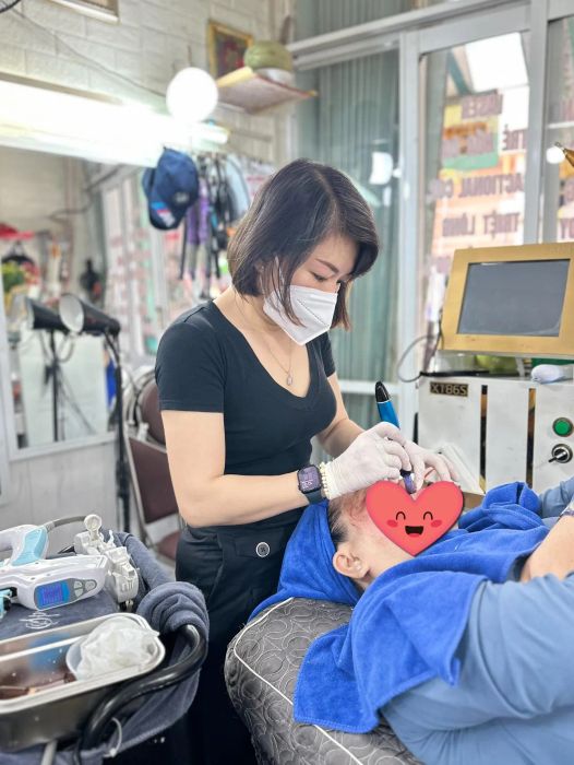 Hình ảnh quy trình điều trị da chuẩn y khoa tại Linh Đa Spa