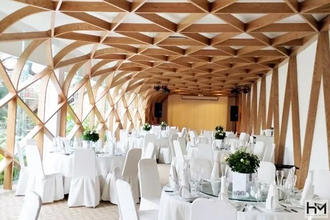 Bộ sưu tập thiết kế nội thất nhà hàng ấn tượng từ Hoàng Minh Decor