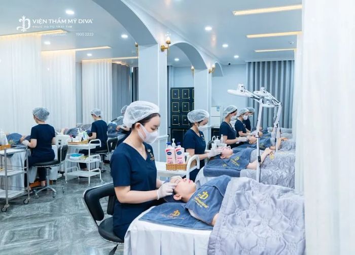 Không gian sang trọng đạt chuẩn 5 sao tại Viện Thẩm Mỹ DIVA
