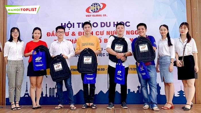 Việt Global - Đối tác giáo dục quốc tế uy tín | Mytour