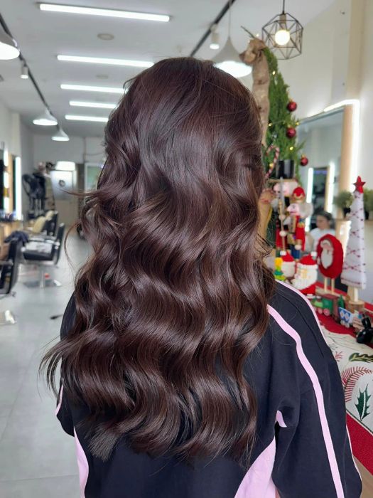 Không gian sang trọng tại Trí Nguyễn Hair Salon - Ảnh 2