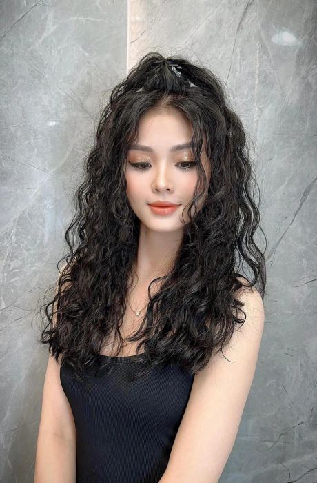 Không gian sang trọng tại Tư Vũ Hair Salon - Ảnh 1