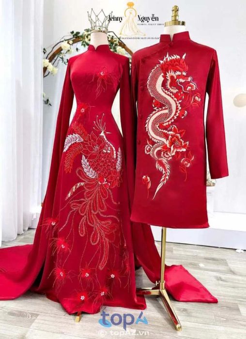 Jenny Nguyễn Studio là địa chỉ lý tưởng cho thuê áo dài cưới hỏi tại TP. Phú Quốc, với các mẫu áo đa dạng và phong cách hiện đại, giúp bạn tìm được trang phục hoàn hảo cho ngày trọng đại.