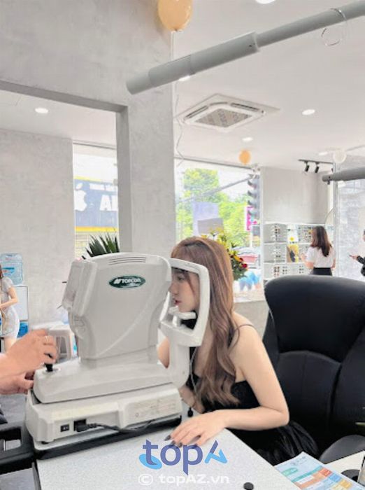 Cửa hàng kính cận tại Biên Hòa