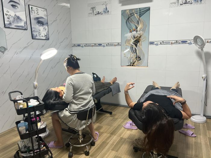 Không gian hiện đại tại Bee Spa Beauty & Academy - Nơi khoa học hội tụ cùng nghệ thuật làm đẹp