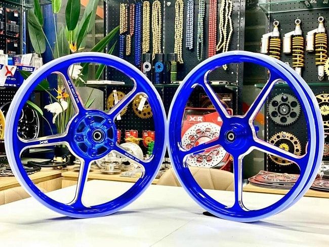 Huy Nguyễn - Địa chỉ vàng cho dân chơi phụ kiện xe máy đẳng cấp