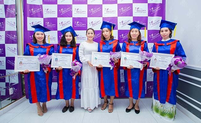 Thẩm mỹ Thủy Tiên