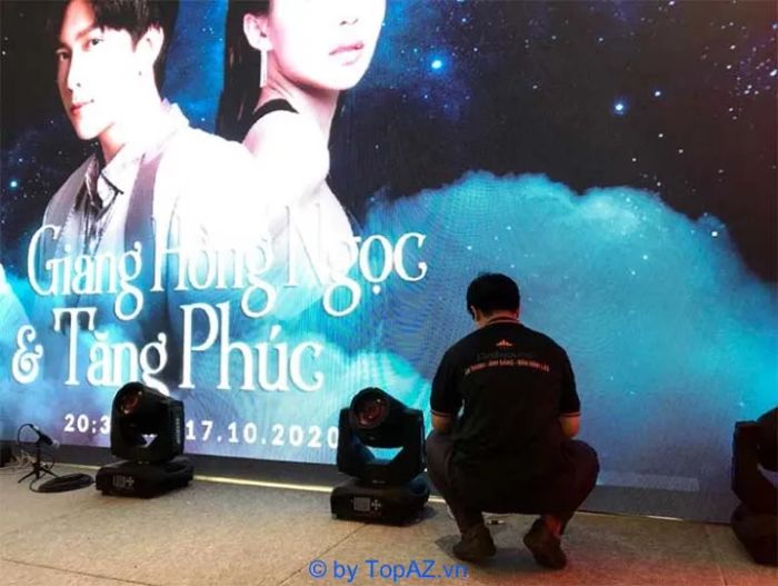 Giải pháp cho thuê trọn gói âm thanh - ánh sáng - màn hình LED tại mini show của Tăng Phúc và Giang Hồng Ngọc