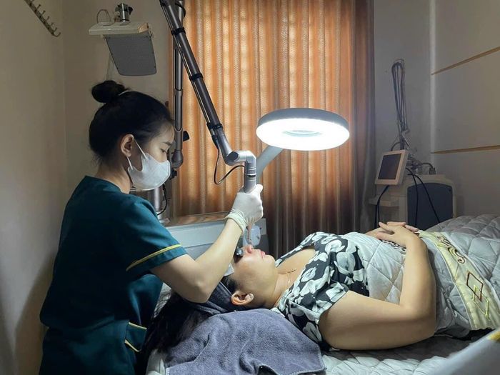 Hình ảnh liệu trình công nghệ cao tại Spa Sắc Việt