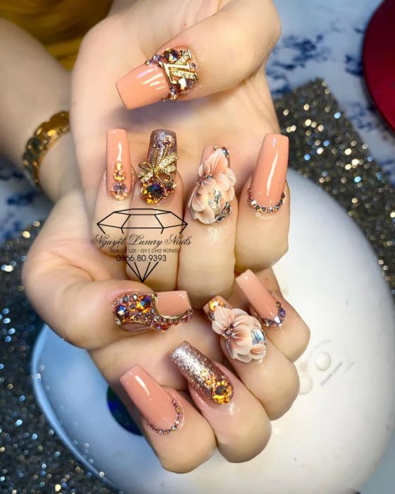 Bộ sưu tập nail đẳng cấp tại Nguyệt Luxury Nails