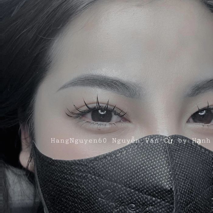 Không gian nối mi chuyên nghiệp tại Hằng Nguyễn Eyelash