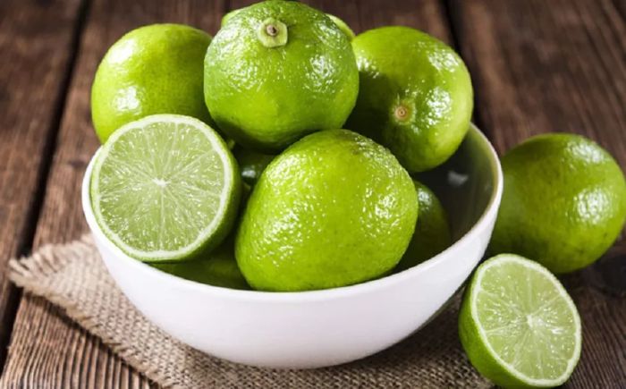 Hình ảnh tươi mát của chanh - người bạn vàng của gan