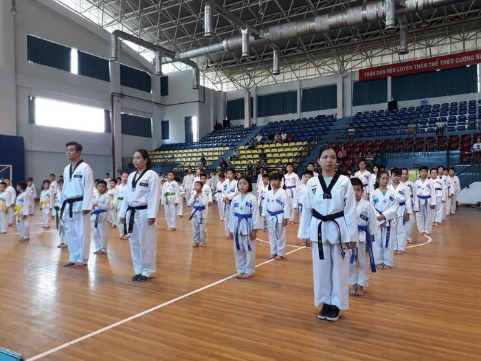 CLB Hồ Xuân Hương hình ảnh 2