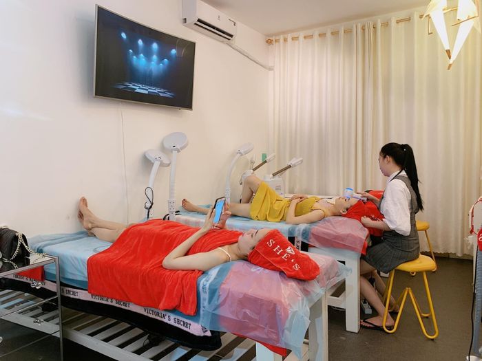 Spa S H E ‘ S ảnh 1