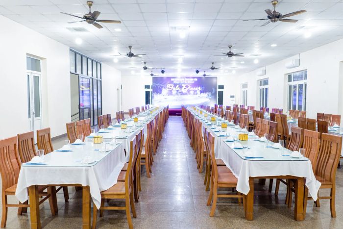 Không gian ẩm thực đẳng cấp với tầm nhìn hướng biển