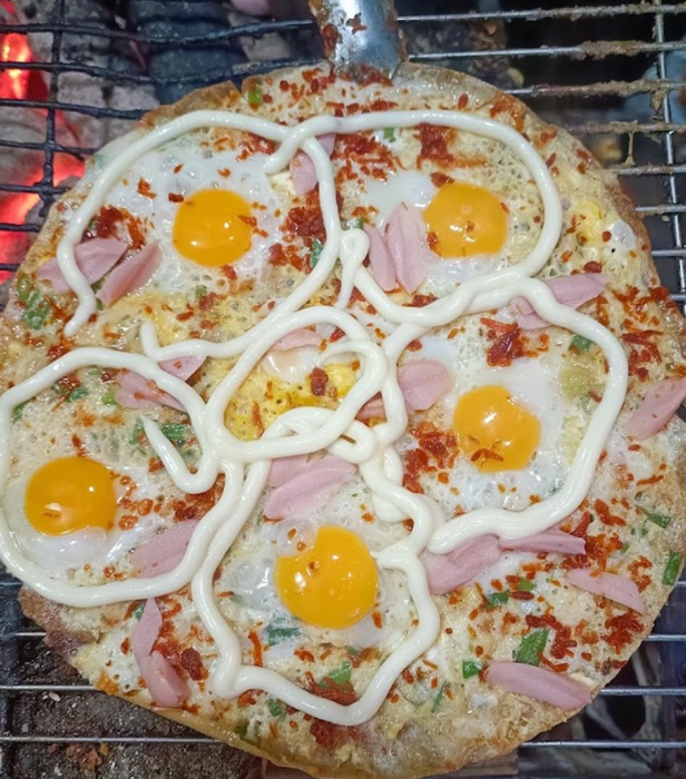 Hình ảnh bánh tráng nướng thơm ngon tại Cô Hương - 46 Nguyễn Văn Trỗi