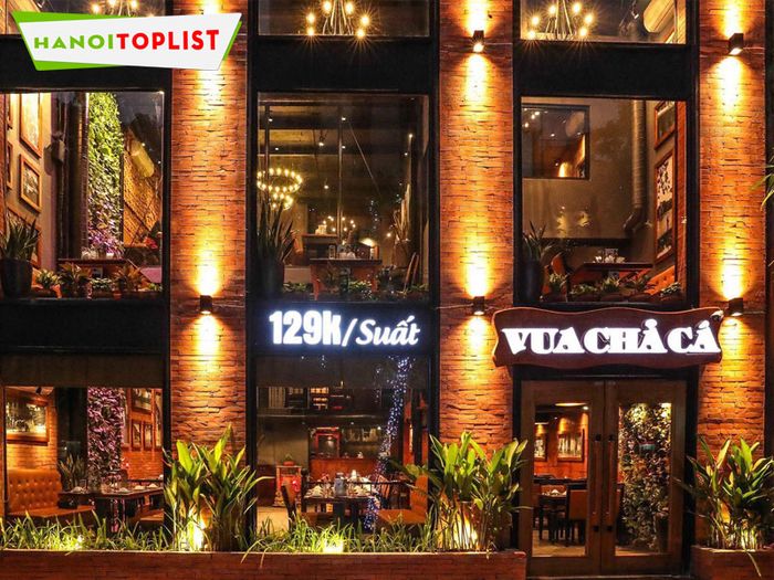 vua-cha-ca-tran-hung-dao-diem-den-lau-ca-lang-dang-cap-Mytour