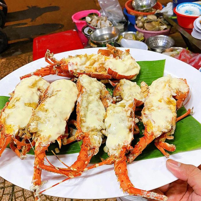 Những món ốc thơm ngon được trình bày đẹp mắt tại Ốc 379