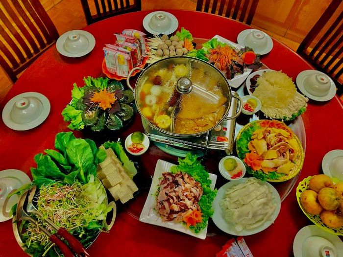 Nhà Hàng Lá Cọ - Không gian ẩm thực xanh mát giữa lòng Bắc Kạn