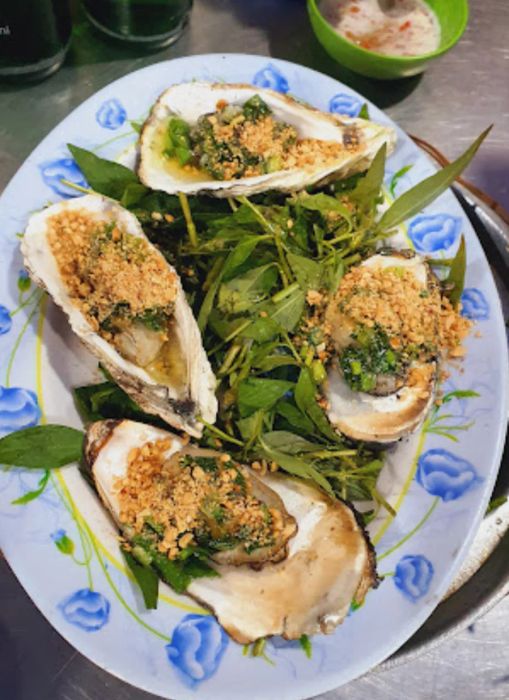 Những món ốc hấp dẫn tại Ốc Mắm Sữa