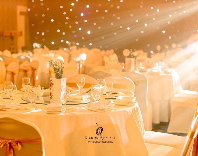 Diamond Palace - Biểu tượng ẩm thực Quận 6