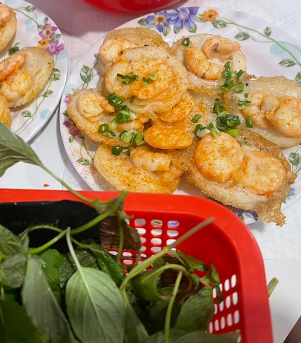 Hình ảnh bánh khọt 209 vàng giòn hấp dẫn