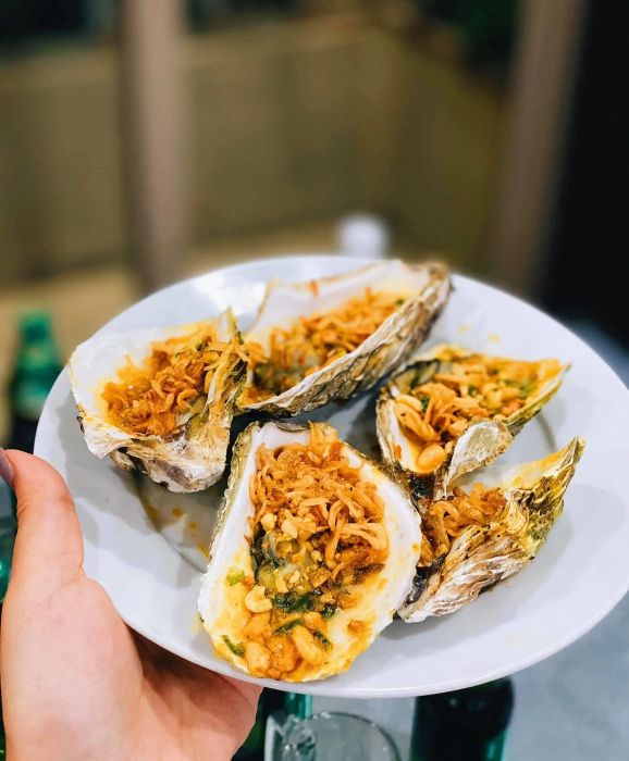 Tinh hoa ẩm thực biển tại Tuấn Năm