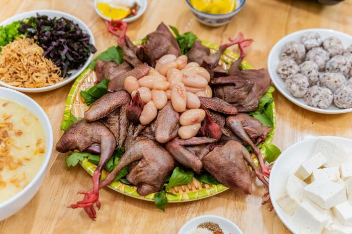 Góc ảnh đầy đủ về các món ăn đặc sản tại Hương Sinh