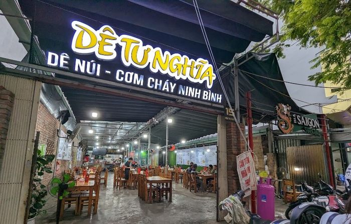 Không gian xanh mát tại Dê Tư Nghĩa