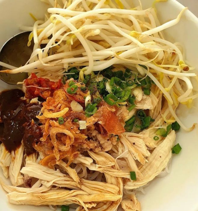 Hình ảnh phở khô Bé Tư - Món ngon đậm đà hương vị núi rừng