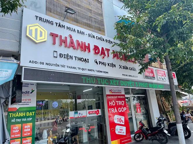 Hình ảnh showroom Thành Đạt Mobile tại Quy Nhơn