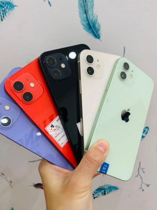 Ảnh 2 - Không gian trưng bày sản phẩm tại Quang Apple