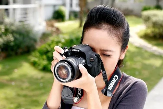 Trung Tâm Dương Đức Chánh là một trong những trung tâm đào tạo nhiếp ảnh và quay phim hàng đầu tại TP.HCM, góp mặt trong top 10 trung tâm uy tín nhất.