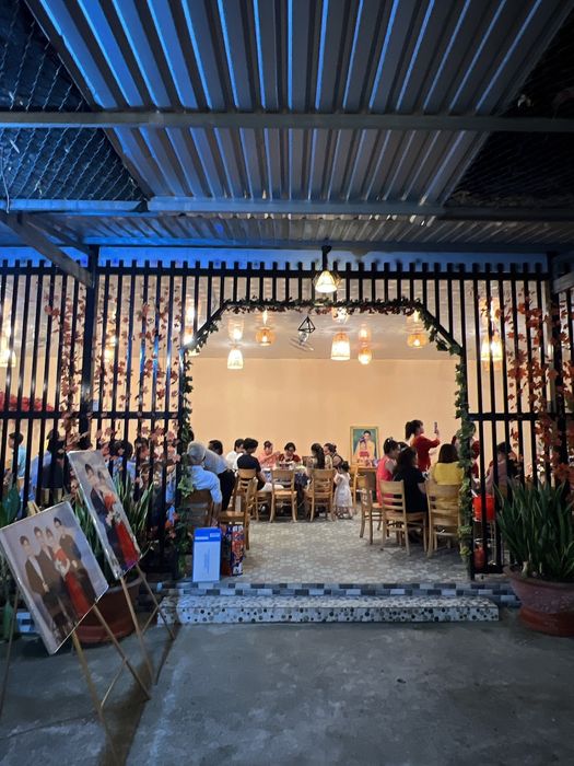 Không gian tổ chức tiệc cưới sang trọng