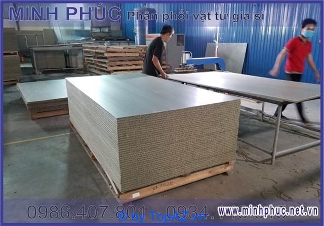 Địa chỉ uy tín hàng đầu cung cấp tấm nhựa Cốp pha chất lượng cao tại TP.HCM