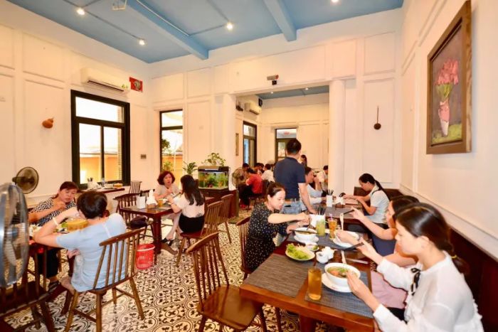 Hình ảnh tô hủ tiếu mực thơm ngon tại Ba Hiếu