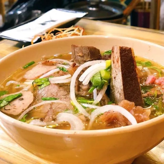 Hình ảnh không gian hoài cổ tại Bún Bò Xưa