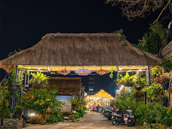 An Sơn Hồ - Khung cảnh thơ mộng bên hồ nước