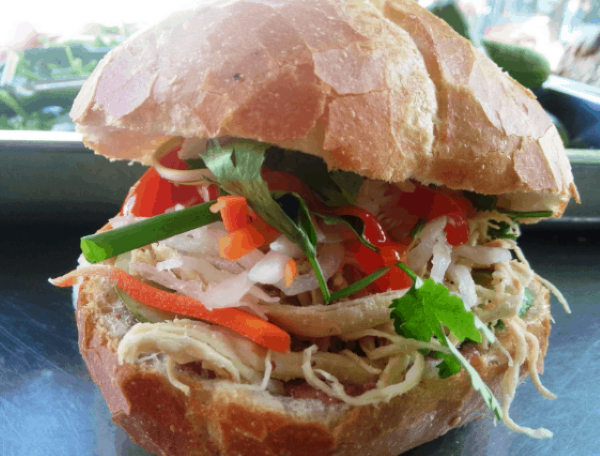 Khoảnh khắc vàng lưu giữ hương vị Bánh Mì Vân Bờm