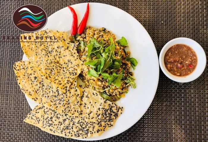 Ảnh Hến xúc bánh tráng 2