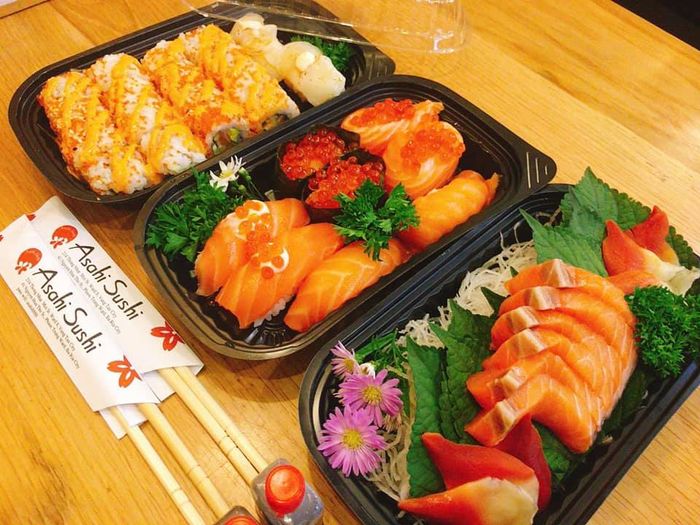 Nghệ thuật trình bày món ăn tại Asahi Sushi