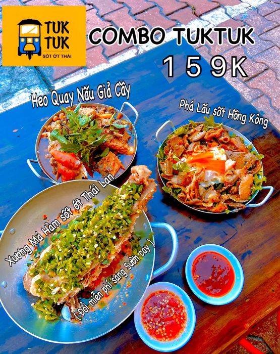 Góc check-in sống ảo đậm chất Bangkok tại TukTuk - Street Food