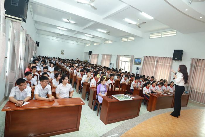 Các hoạt động giáo dục toàn diện tại THCS Nguyễn An Ninh