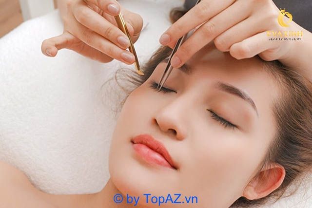 Địa chỉ đào tạo nghề nối mi tại Hà Nội chất lượng.